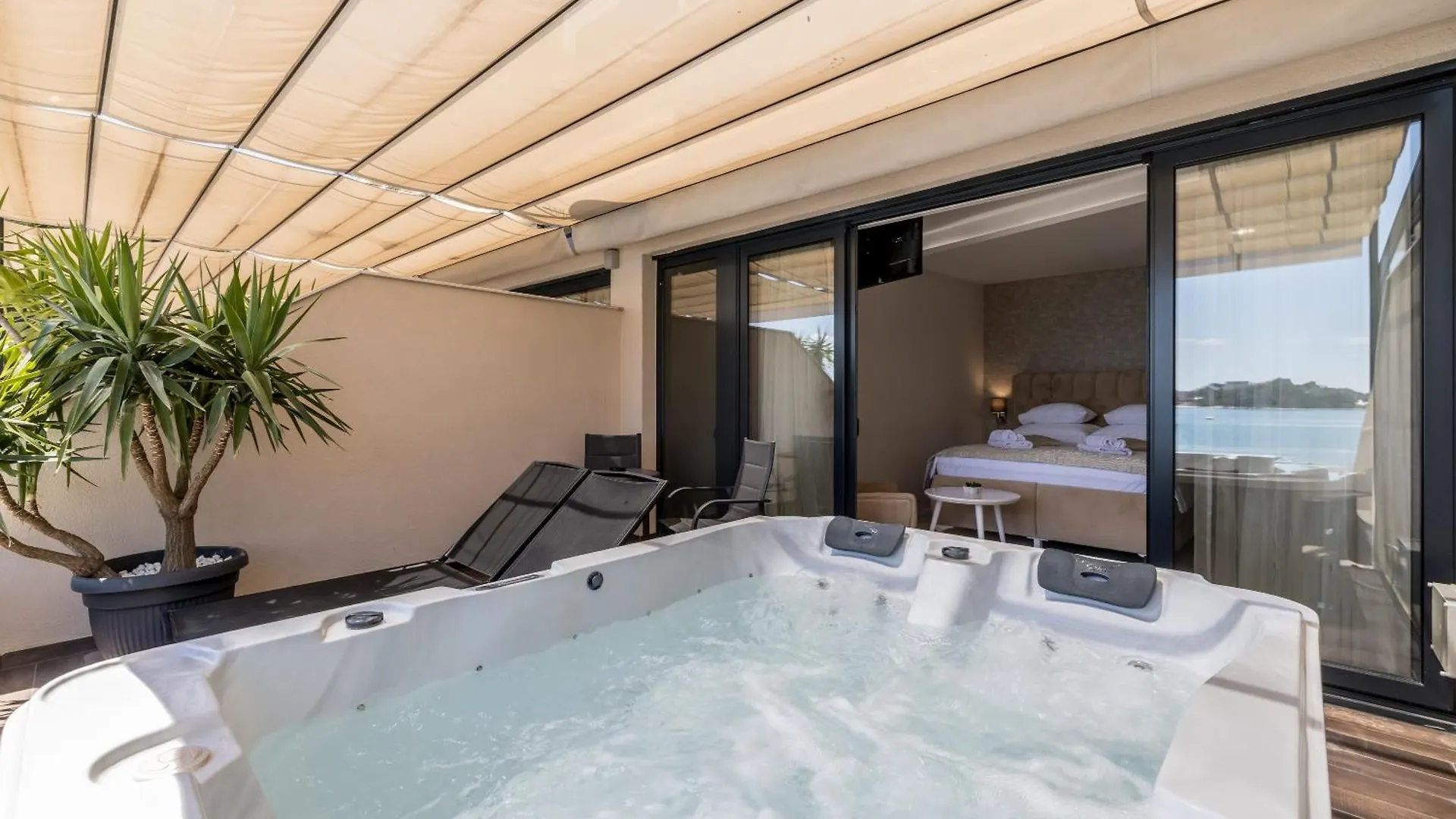 Gasthof Sea View Luxury Rooms Seven Of Nine Split