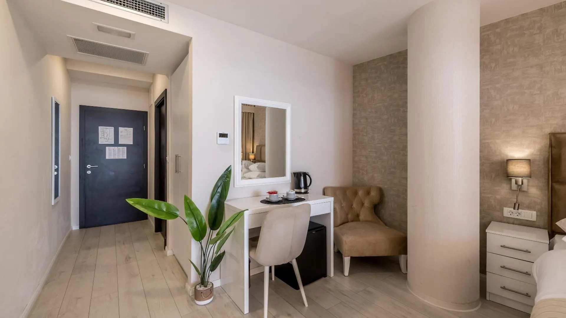 Sea View Luxury Rooms Seven Of Nine Split Gasthof