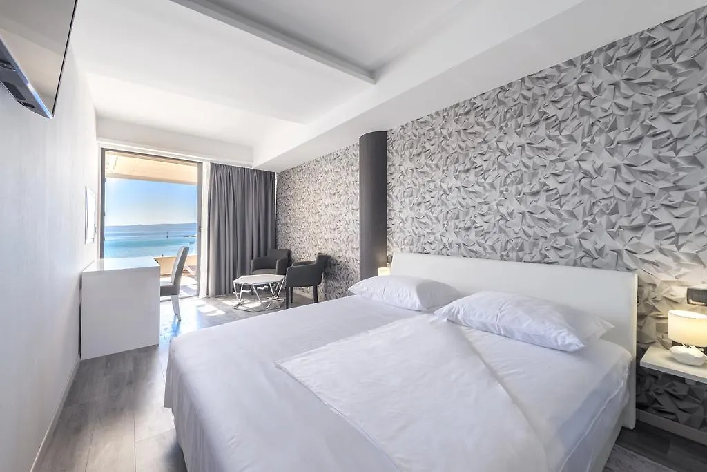 Luxury Rooms 