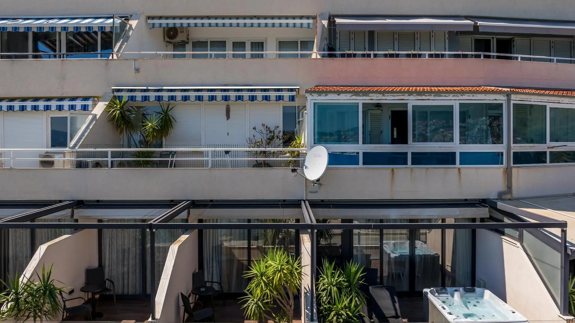 Sea View Luxury Rooms Seven Of Nine Split Croatia