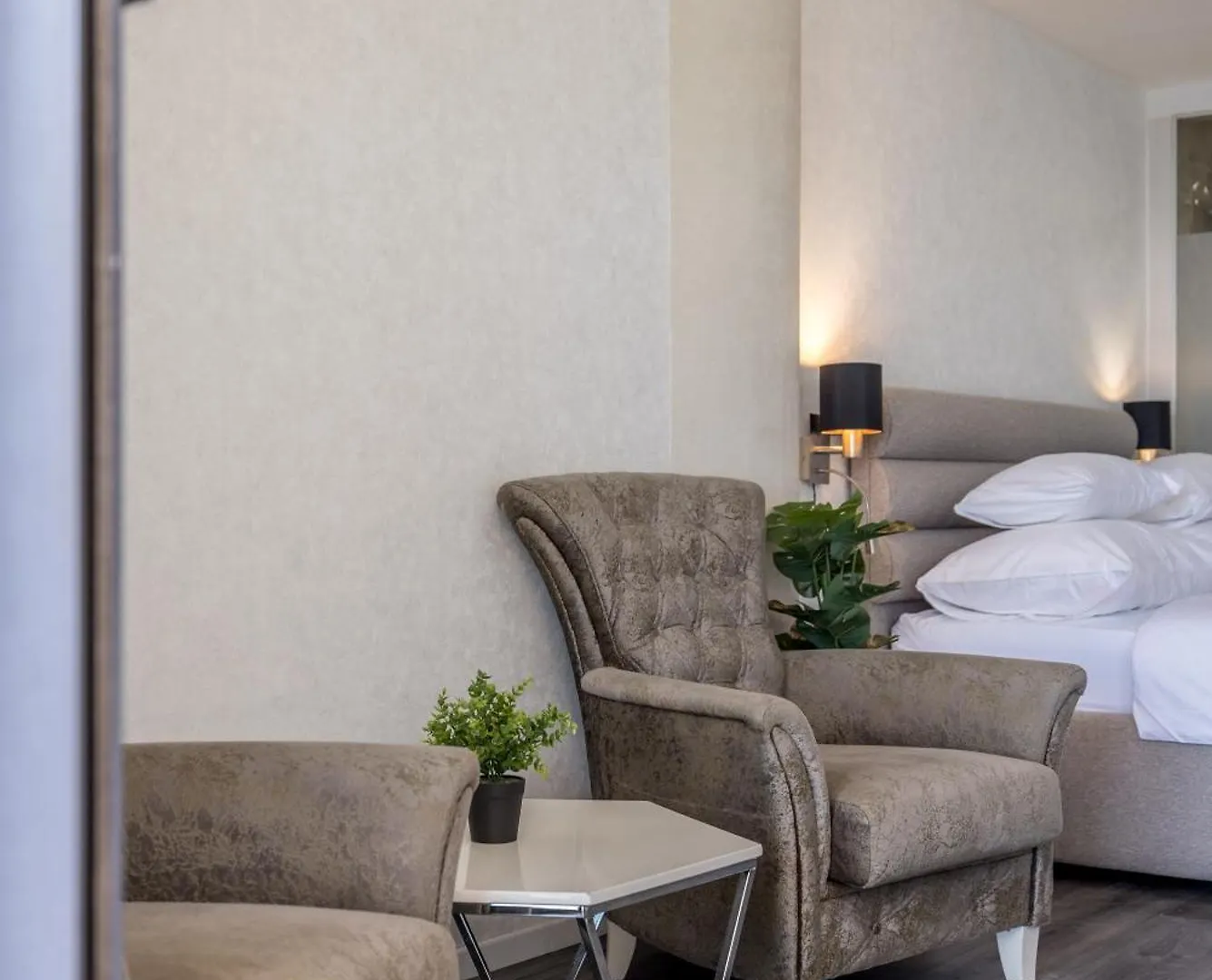 Sea View Luxury Rooms Seven Of Nine Split Croatia