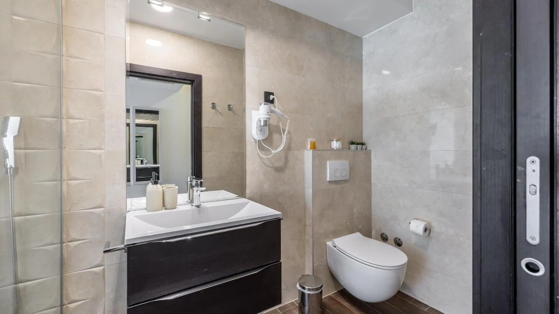 Sea View Luxury Rooms Seven Of Nine Split Croatia